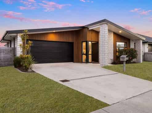 14 Dunkeld Drive, Papamoa