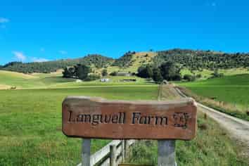 2000 Hillfoot Road, Warepa