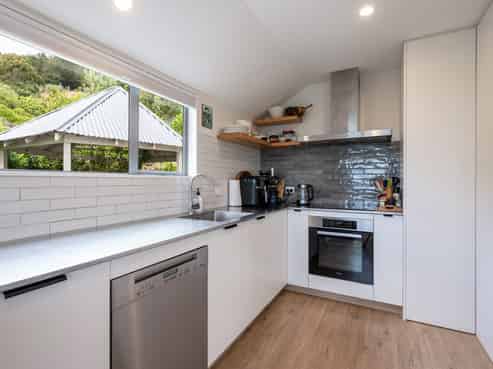 7 Cresswell Place, Richmond