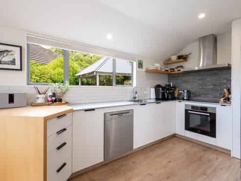 7 Cresswell Place, Richmond