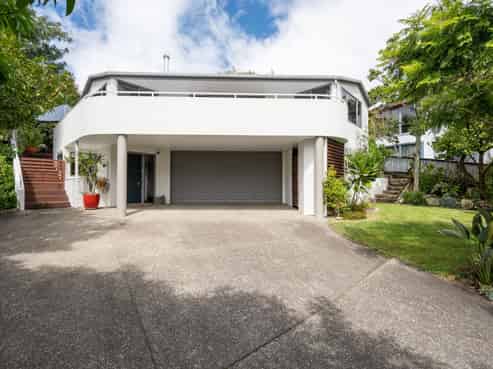 7 Cresswell Place, Richmond