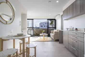 2/1902 Great North Road, Avondale