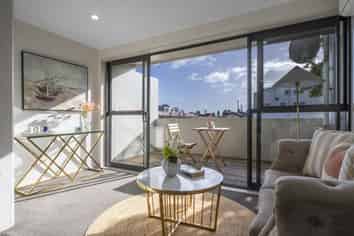 2/1902 Great North Road, Avondale