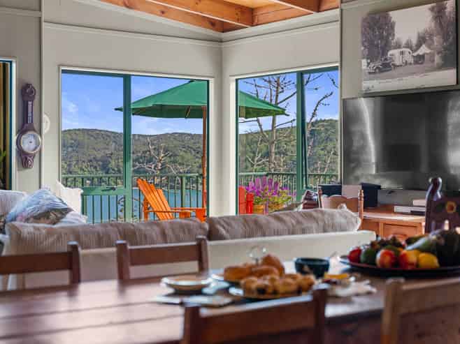 15 Lavinia Place, Kawau Island