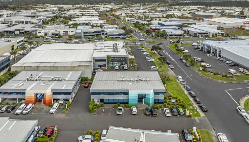 10 and 11/2B William Pickering Drive, Albany