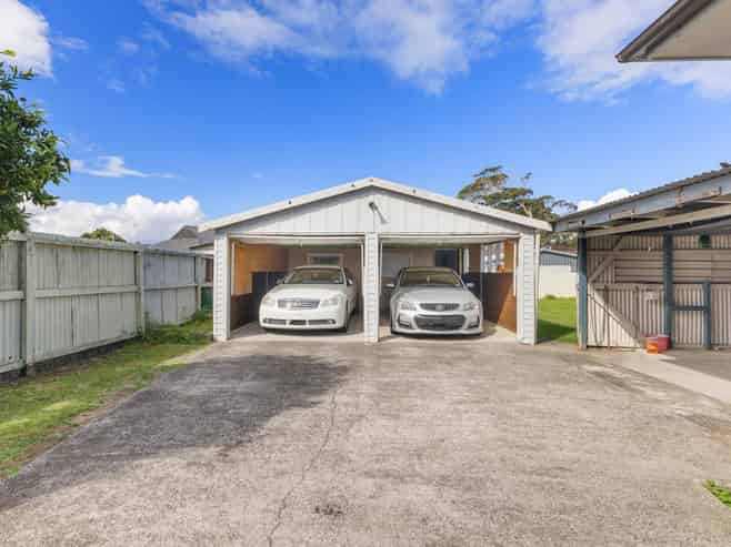 444 Roscommon Road, Manurewa