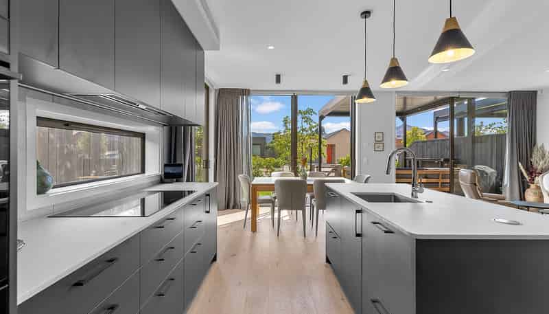 9 Bellfield Lane, Wanaka