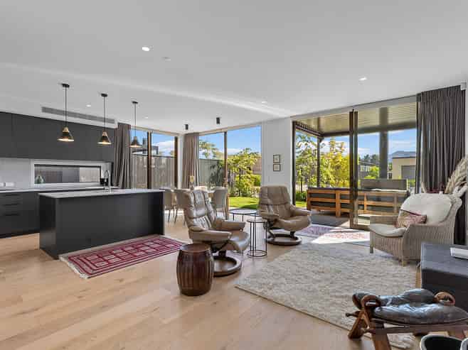 9 Bellfield Lane, Wanaka