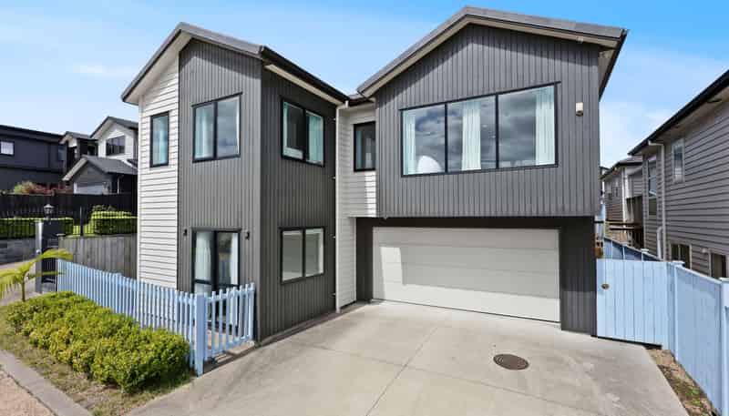 102 Thomas Road, Flat Bush