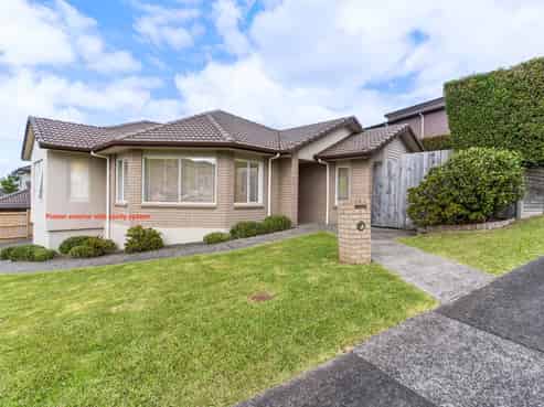 2 Leburn Crescent, Flat Bush