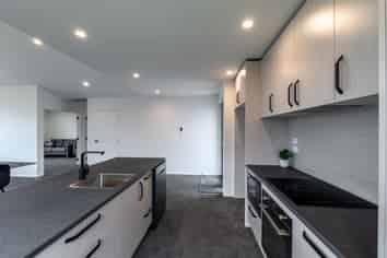 99 Hoffman Court, Waikiwi