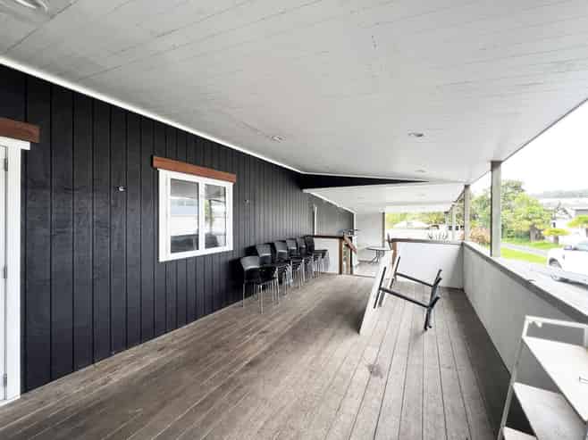 High-Exposure Commercial Opportunity