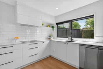 2/8 Calluna Crescent, Totara Heights