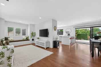 2/8 Calluna Crescent, Totara Heights