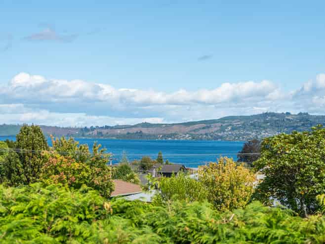 7A Rahui Road, Taupo