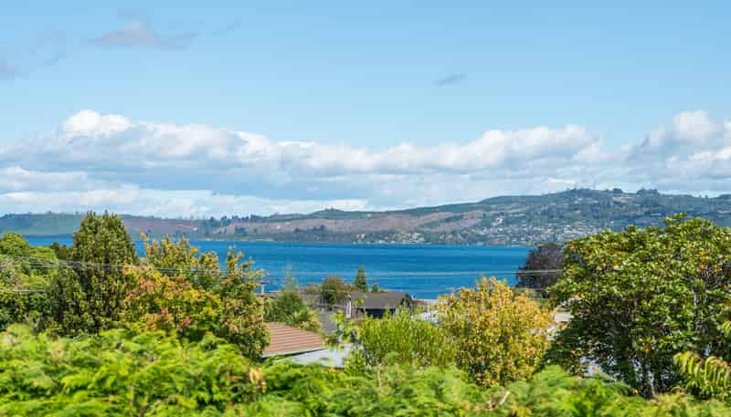 7A Rahui Road, Taupo