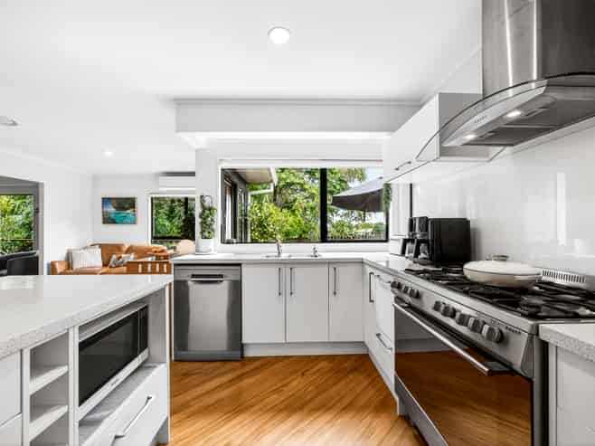 15 Harvest Drive, Henderson