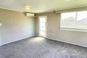 2/39 Waimea Street, Westown