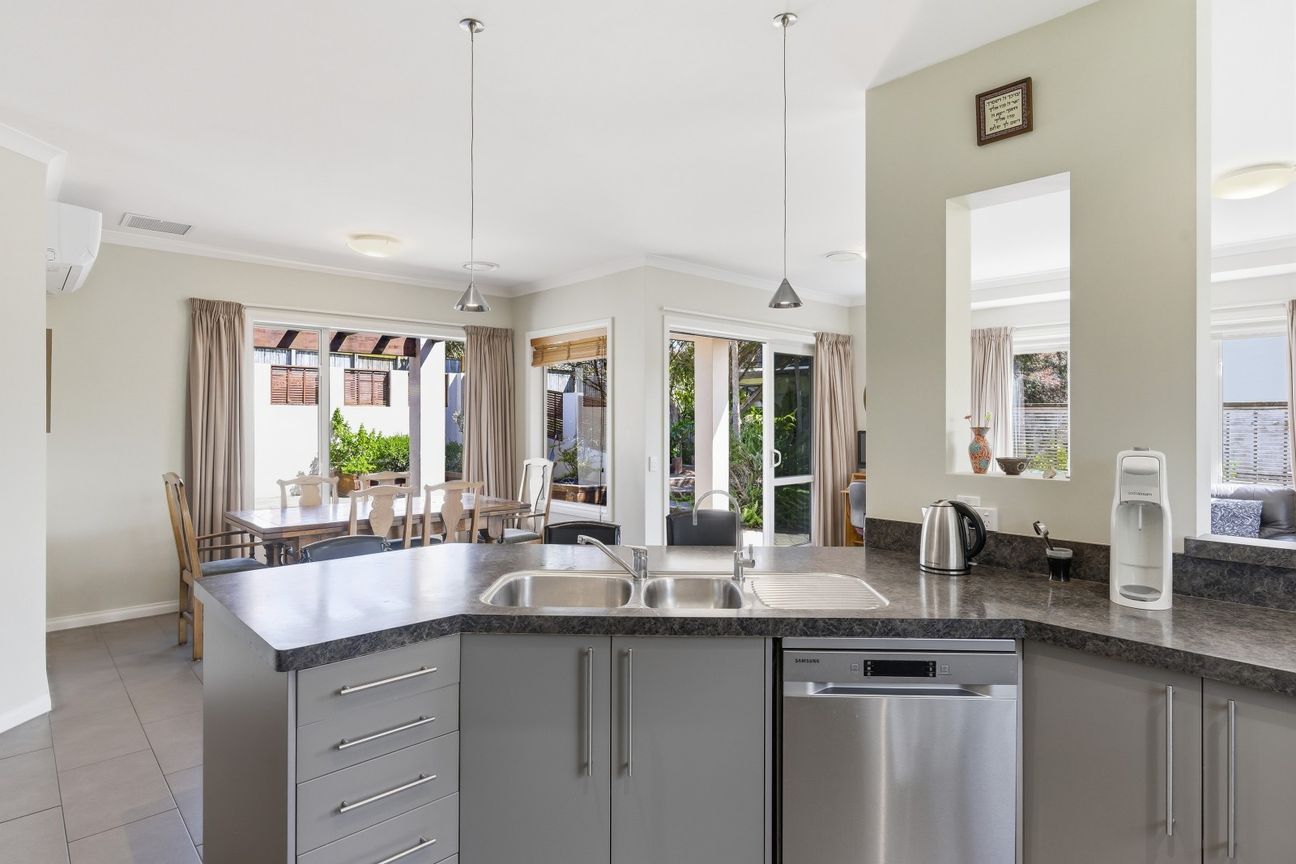 Family space, premium location! - Vista 6