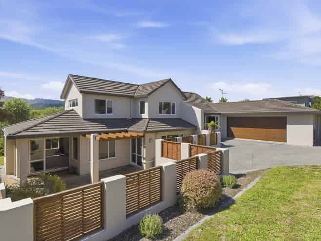 10 Metzenthin Close, Raumati South