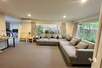 38 Landing Drive, Albany