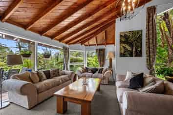 54 Ridge Road, Lucas Heights