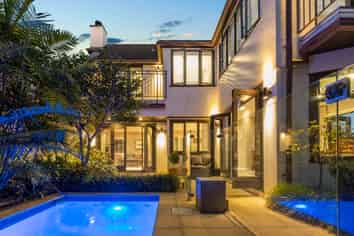 3/33 St Vincent Avenue, Remuera