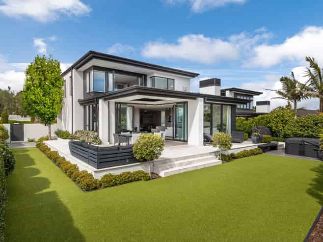 18 Lammermoor Drive, St Heliers