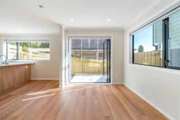  44D Phillip Street, Johnsonville