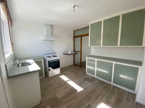 2/505 Park Road North, Parkvale