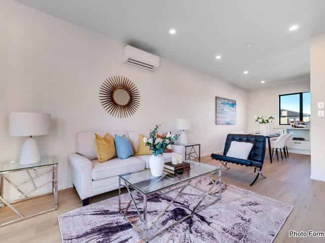 2/32 Tiraumea Drive, Pakuranga