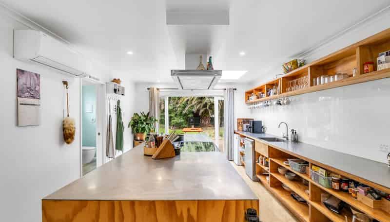 20 Ferry Road, Woodend Beach