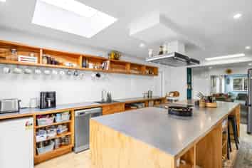 20 Ferry Road, Woodend Beach