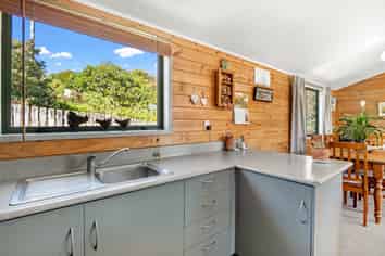 2528 Papatowai State Highway, Owaka