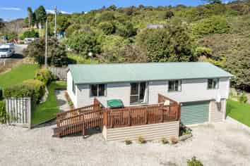 2528 Papatowai State Highway, Owaka