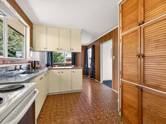 5 Beaumont Place, Westbrook