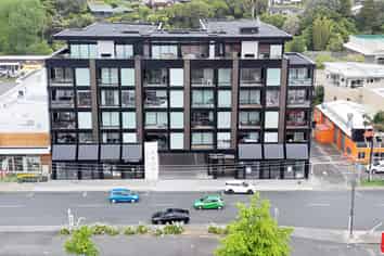 Brand New Retail I Last One Available