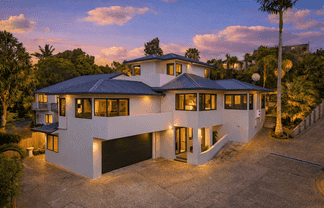 1/70B Carlisle Road, Browns Bay