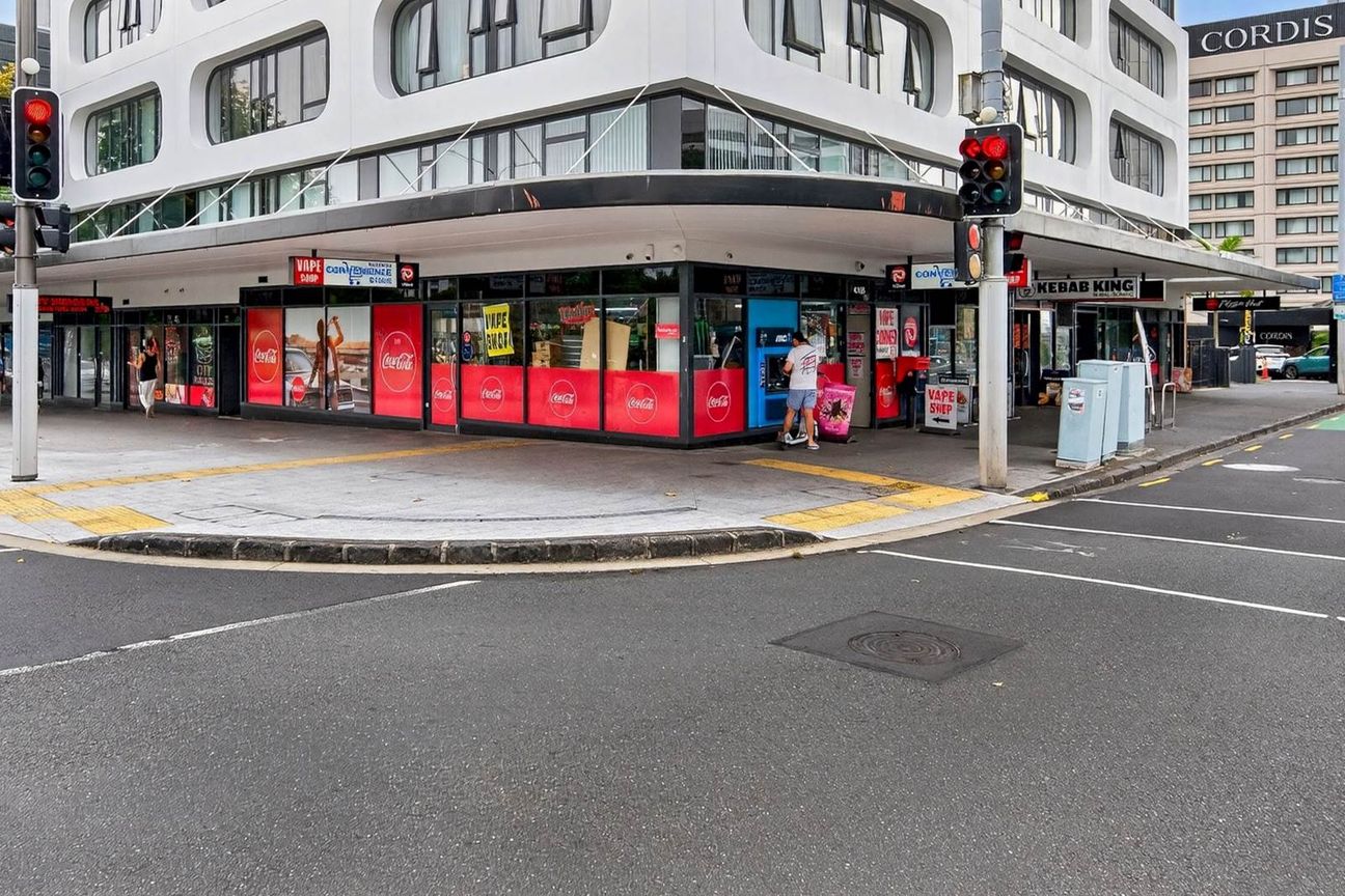 PREMIUM CORNER INVESTMENT - CBD ASSET - Vista 3