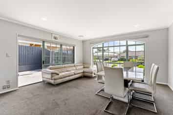 2 Aristoy Close, Conifer Grove