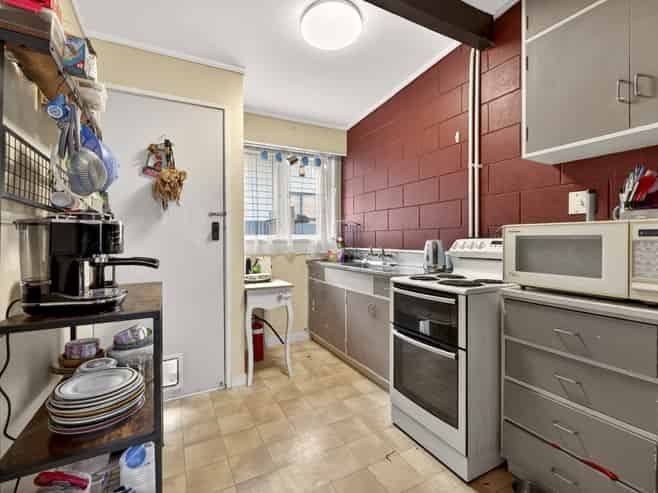 2/443 Church Street, Palmerston North