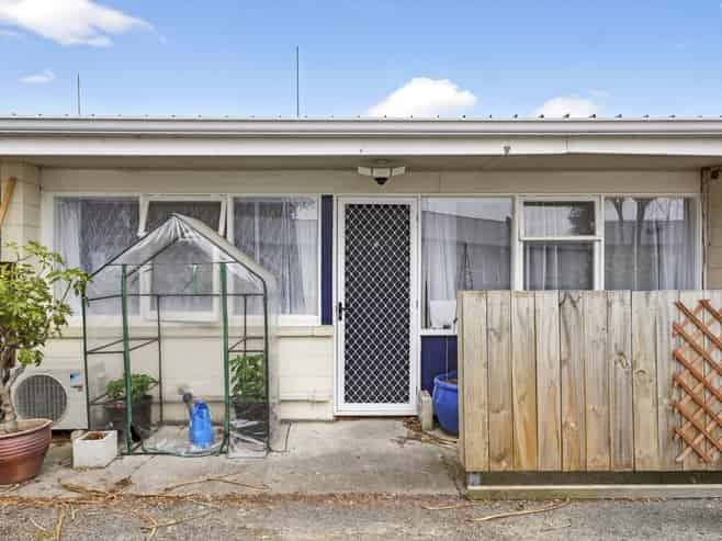 2/443 Church Street, Palmerston North