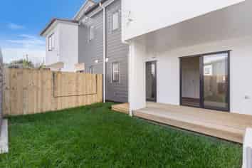 6C Sunlands Drive, Manurewa