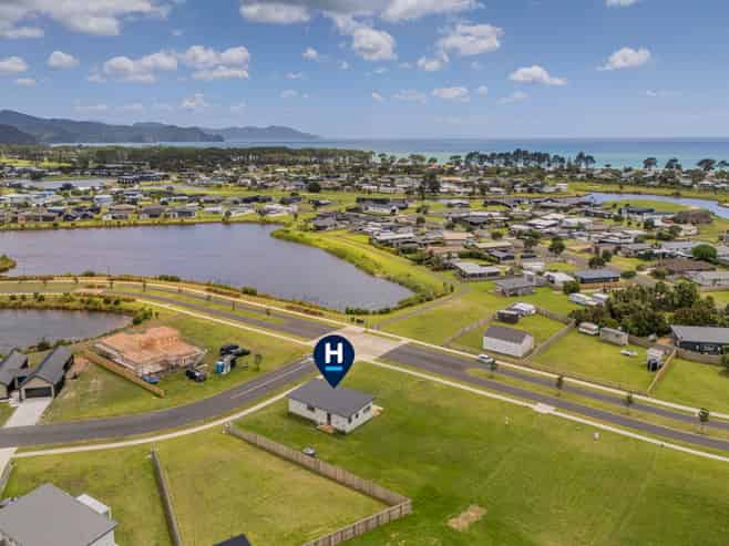 290 Harbour Drive, Matarangi