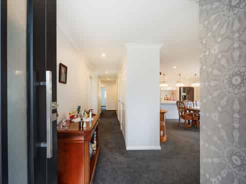 16 Serenity Crescent, Kelvin Grove