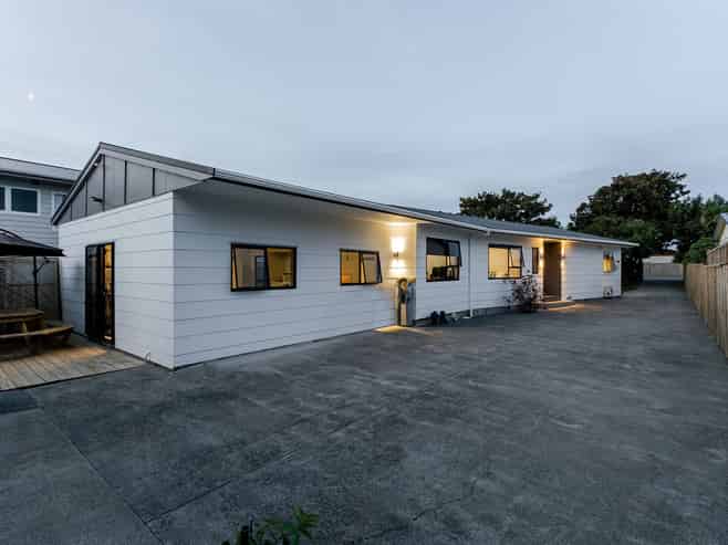 70 Martin Road, Paraparaumu Beach