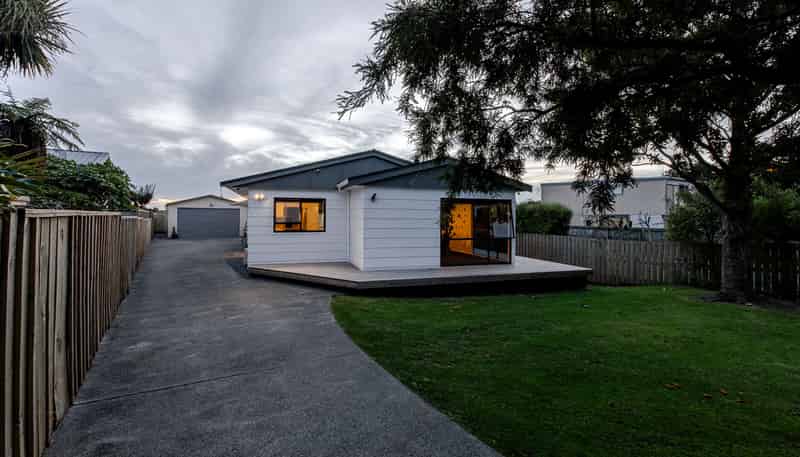 70 Martin Road, Paraparaumu Beach