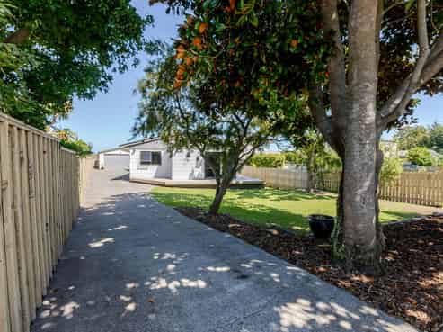 70 Martin Road, Paraparaumu Beach