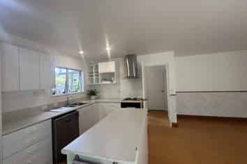 11b Dunstan Street, Otaki