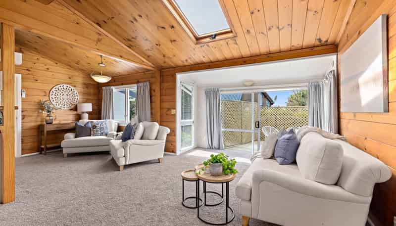 54 Mera Road, Algies Bay